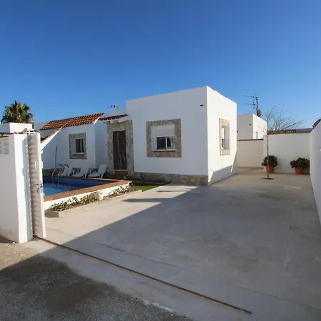 Holiday home Casa Familiar Cerca Del Mar Con Piscina Privada, Wifi, Aire Acondicionado, Admiten Mascotas - Es-184-47 Riumar