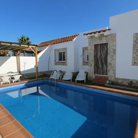 Casa Familiar Cerca Del Mar Con Piscina Privada, Wifi, Aire Acondicionado, Admiten Mascotas - Es-184-47 Riumar